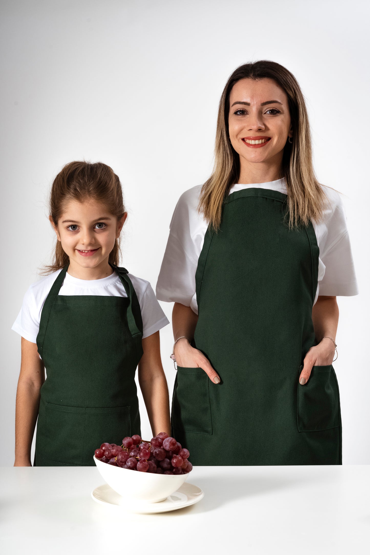 Apron with Patch Pockets Adjustable Neck Strap With Buckle - Bonita Cotton